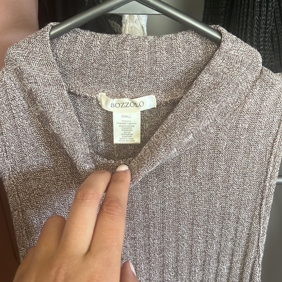 Worn once , beautiful dress turtle neck from the states windsor store - Picture 2 of 2